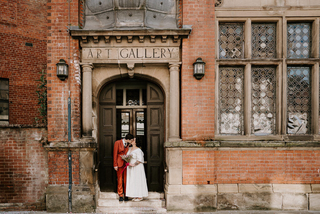 A Vintage Inspired Wedding at Derby Museum & Art Gallery | Derby Wedding Photographer