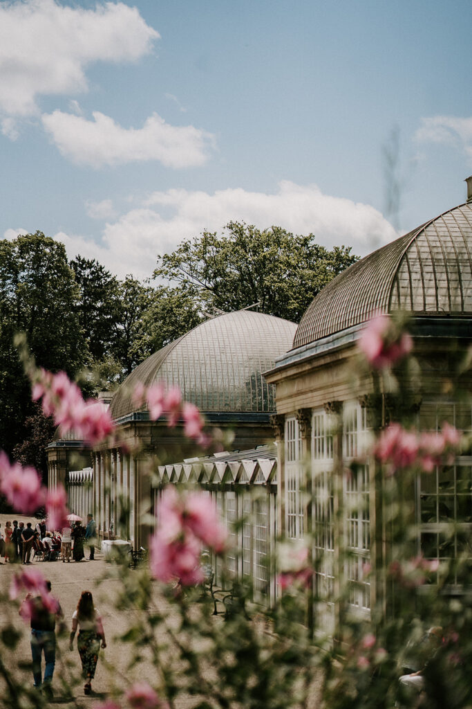 Weddings in Sheffield Botanical Gardens | Mirl & Co